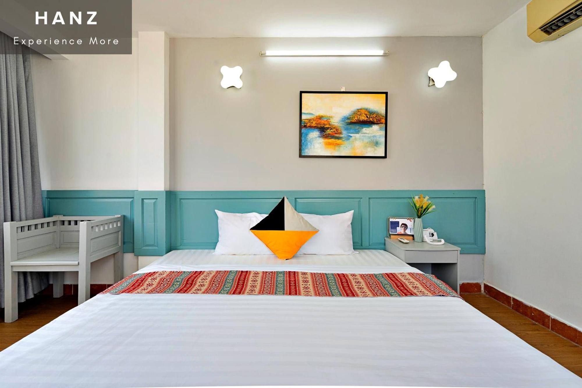 Hanz Bui Vien Khách sạn hẻo lánh 4*