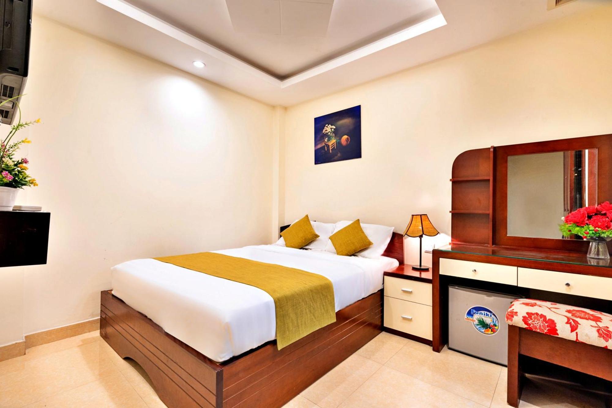 Khách sạn hẻo lánh Hanz Bui Vien 4*