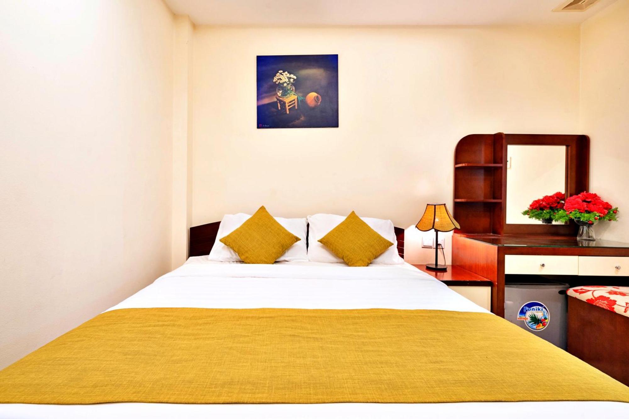 Khách sạn hẻo lánh Hanz Bui Vien 4*
